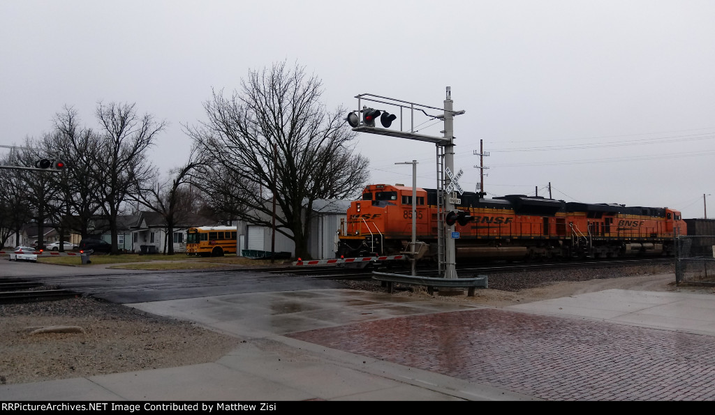 BNSF 5927 8535